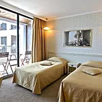 Regina Maria Design Μπαλτσίκ
