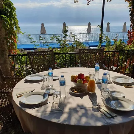 Хотел регина мария дизайн 4*