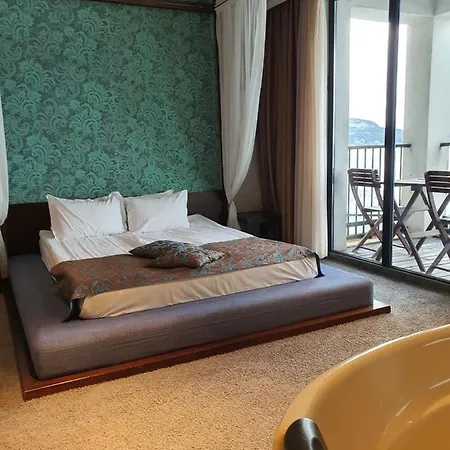 Regina Maria Design 4* Baltsjik