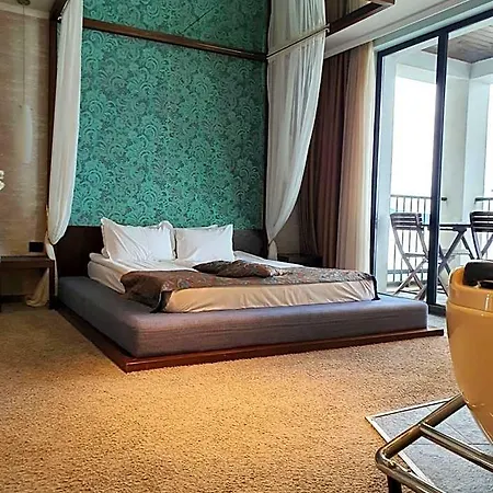 Regina Maria Design 4* Baltsjik