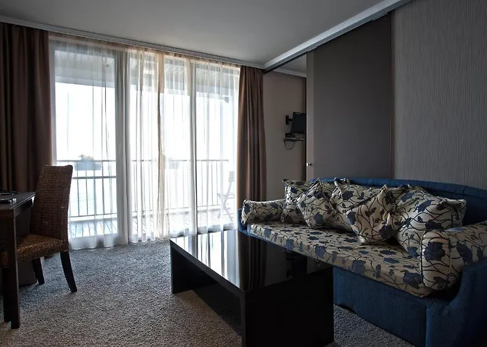 Regina Maria Design Hotel 4*